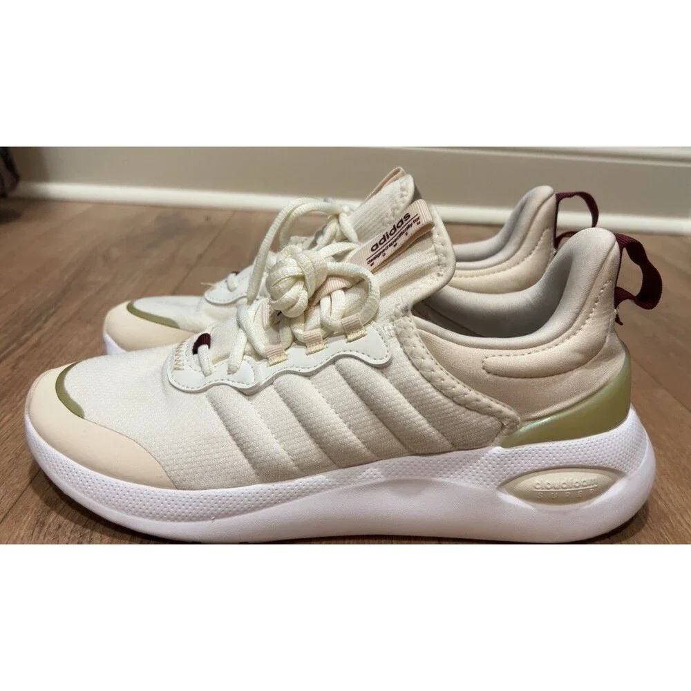Women’s Adidas Cloud‎ Form Comfort Running Show In Women's US Size 8.5